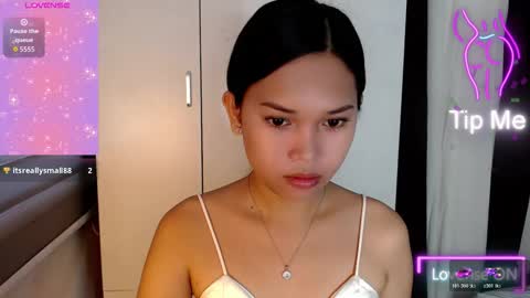 Snapshot of asian_cecilyxx chatting on October 2025 04:24:01 AM Cecily online show from October 2025 04:24:01 AM