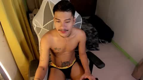 Snapshot of asian_cumsawyer chatting on January 2025 02:52:01 AM bigload CUM take me private show or passwordshow online show from January 2025 02:52:01 AM