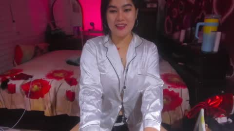 Snapshot of asian_diana69 chatting on December 2024 07:18:01 AM diane online show from December 2024 07:18:01 AM