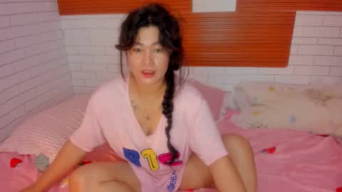 Snapshot of asian_diana69 chatting on September 2025 09:37:01 PM diane online show from September 2025 09:37:01 PM