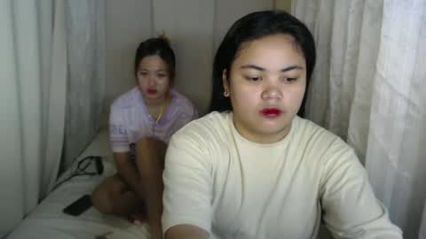 Snapshot of asian_honey69 chatting on January 2025 11:28:01 PM bb girl online show from January 2025 11:28:01 PM