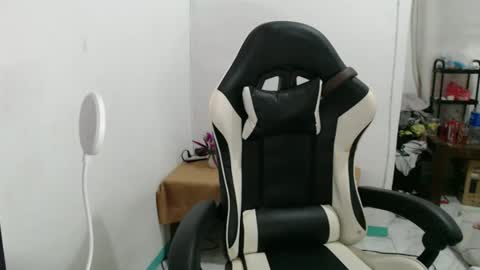 Snapshot of asian_honey69 chatting on November 2025 06:52:01 AM bb girl online show from November 2025 06:52:01 AM