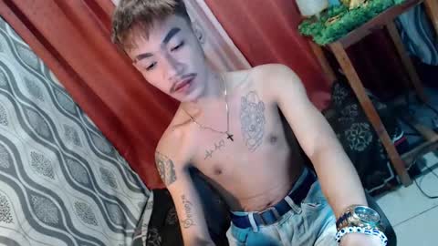 Snapshot of asian_kimxxx chatting on January 2025 11:18:01 PM don online show from January 2025 11:18:01 PM