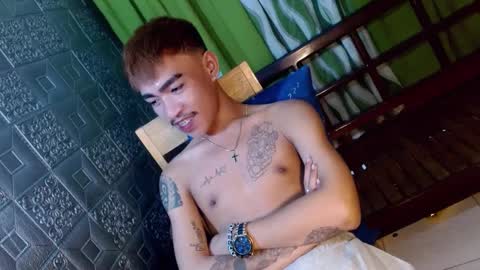 Snapshot of asian_kimxxx chatting on January 2025 03:18:02 AM don online show from January 2025 03:18:02 AM