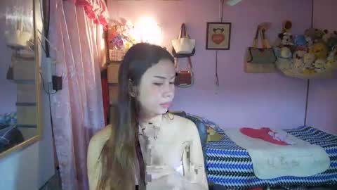 Snapshot of asian_llory chatting on February 2026 01:27:01 AM asian_llory online show from February 2026 01:27:01 AM
