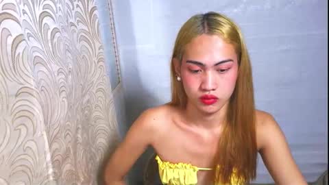 Snapshot of asian_loraine chatting on September 2025 04:21:02 PM LOVELY LORAINE online show from September 2025 04:21:02 PM