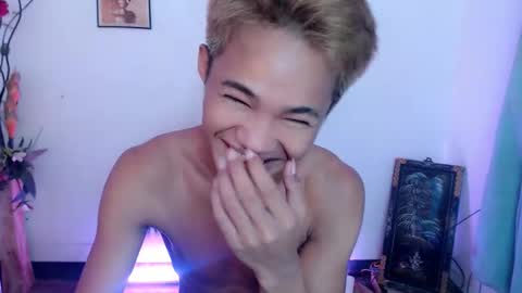 asian_lover05 online show from September 2025 04:30:01 PM