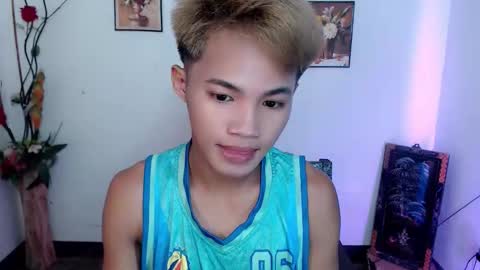 asian_lover05 online show from September 2025 03:49:01 PM