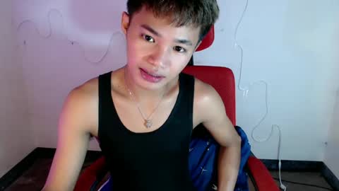 asian_lover05 online show from June 2026 05:17:02 PM