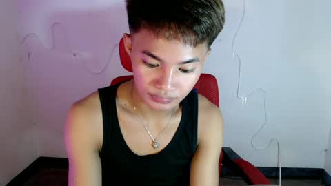asian_lover05 online show from June 2026 04:31:01 PM