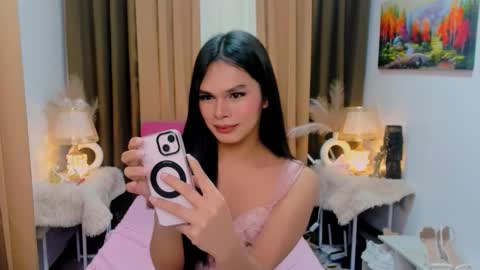 mooreen online show from November 2025 08:46:02 AM