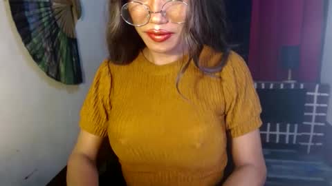 Snapshot of asian_petit19 chatting on December 2024 04:28:02 PM Lovely online show from December 2024 04:28:02 PM