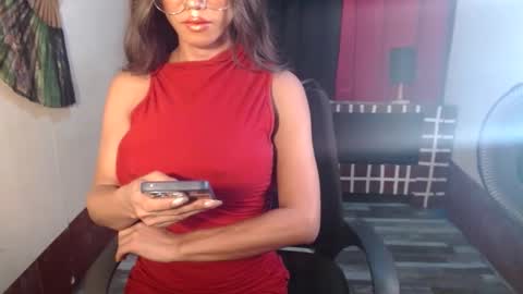 Snapshot of asian_petit19 chatting on December 2024 01:02:02 PM Lovely online show from December 2024 01:02:02 PM