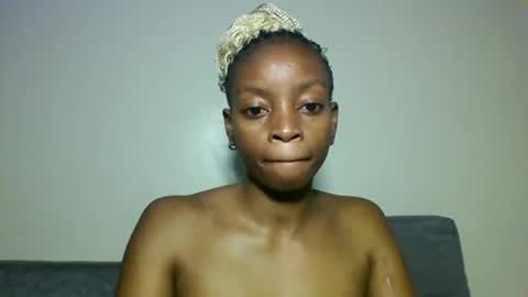 Snapshot of asian_pinay01 chatting on November 2025 09:46:02 PM Asia online show from November 2025 09:46:02 PM