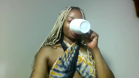 Asia online show from December 2025 07:48:02 AM