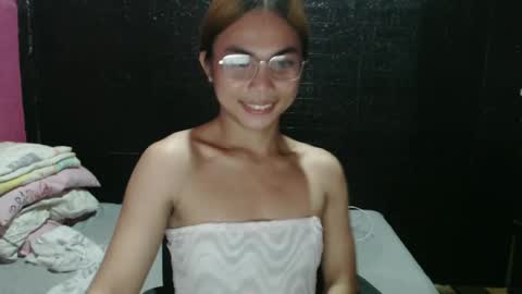 Snapshot of asian_reyshell chatting on January 2025 10:24:02 AM Reyshell online show from January 2025 10:24:02 AM