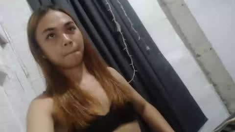 Snapshot of asian_reyshell chatting on January 2025 10:01:01 AM Reyshell online show from January 2025 10:01:01 AM