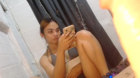 Snapshot of asian_reyshell chatting on January 2025 06:47:01 AM Reyshell online show from January 2025 06:47:01 AM