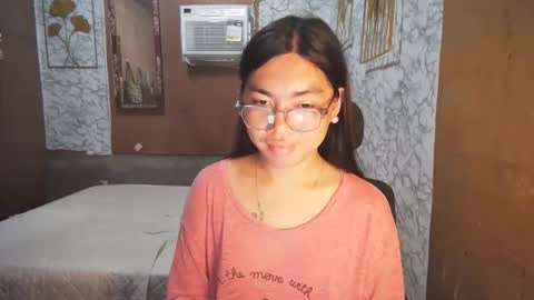 Rhean online show from October 2025 10:51:01 PM