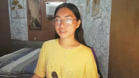 Rhean online show from October 2025 11:05:01 PM