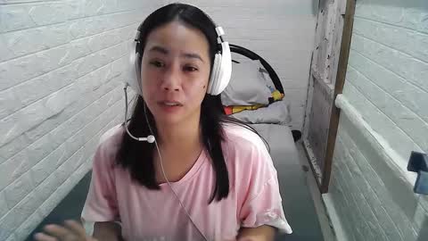 Snapshot of asian_sexydimples chatting on February 2025 04:14:02 PM Trixie online show from February 2025 04:14:02 PM
