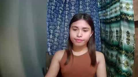 Sofia online show from April 2026 06:52:01 AM