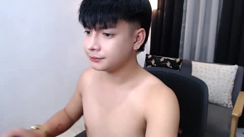 Snapshot of asianacexl chatting on December 2024 07:55:01 AM asianacexl online show from December 2024 07:55:01 AM