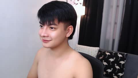 Snapshot of asianacexl chatting on January 2025 02:27:02 AM asianacexl online show from January 2025 02:27:02 AM