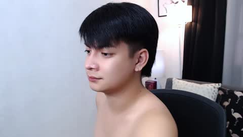 Snapshot of asianacexl chatting on January 2025 03:50:02 AM asianacexl online show from January 2025 03:50:02 AM