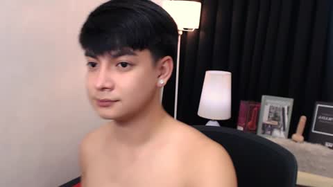 Snapshot of asianacexl chatting on February 2025 08:57:01 PM asianacexl online show from February 2025 08:57:01 PM