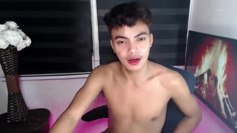Snapshot of asianboyhunt chatting on January 2025 11:11:01 PM Fev online show from January 2025 11:11:01 PM