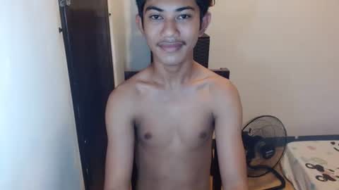 Snapshot of asiancockhero22 chatting on December 2024 11:59:01 PM HERO online show from December 2024 11:59:01 PM