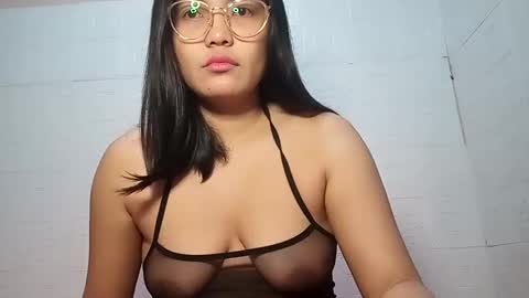 Snapshot of asiancoupleph chatting on January 2025 05:38:01 PM asiancoupleph online show from January 2025 05:38:01 PM