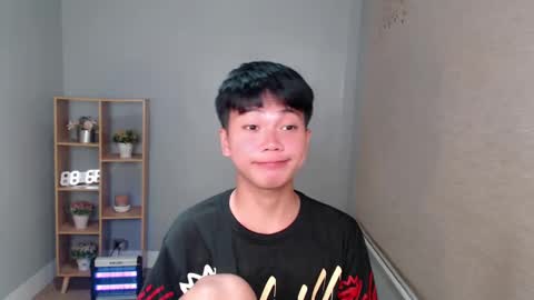   online show from December 2024 12:03:01 PM