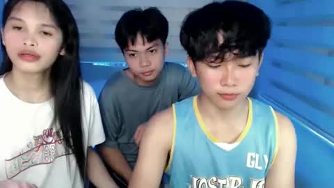   online show from December 2024 04:37:01 PM