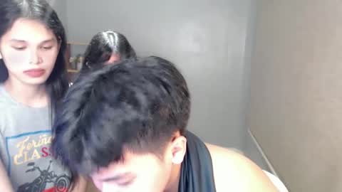   online show from December 2024 12:02:01 PM