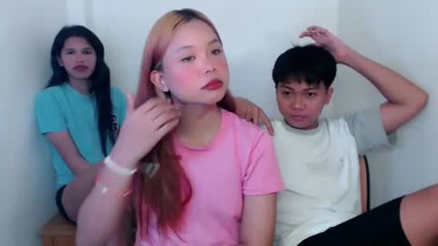   online show from February 2025 05:07:02 AM