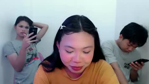   online show from February 2025 08:09:01 AM