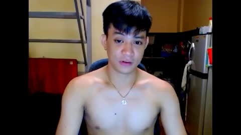 asiandreamboyx online show from April 2026 05:21:02 PM