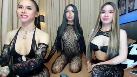 Snapshot of asianhugecockcindy chatting on December 2024 01:05:01 AM asianhugecockcindy online show from December 2024 01:05:01 AM