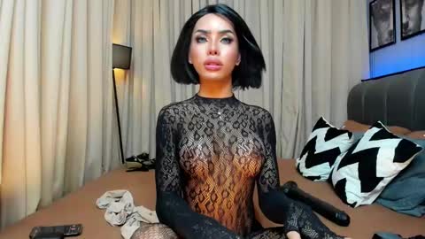 Snapshot of asianhugecockcindy chatting on December 2024 03:09:02 PM asianhugecockcindy online show from December 2024 03:09:02 PM