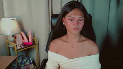 Snapshot of asiankianna chatting on May 2026 12:12:01 PM Kianna online show from May 2026 12:12:01 PM