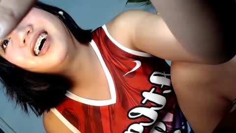 Snapshot of asiansweetgirlwendy chatting on December 2024 04:42:02 AM asiansweetgirlwendy online show from December 2024 04:42:02 AM