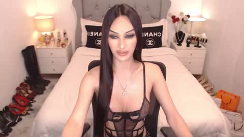 Snapshot of asiantartcummers chatting on January 2025 07:13:02 AM Kylie online show from January 2025 07:13:02 AM