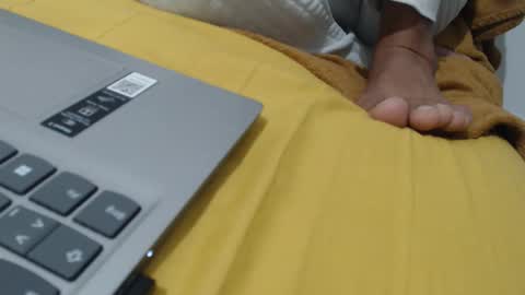 asiantstop99 online show from October 2025 06:07:02 PM