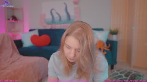 Snapshot of asiri_ocean chatting on February 2026 01:09:02 PM Asiri pronounced Ah-siri Please no nicknames 3 online show from February 2026 01:09:02 PM