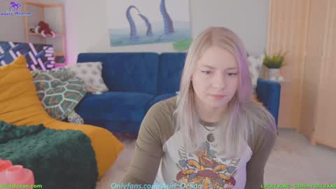 Snapshot of asiri_ocean chatting on March 2026 02:44:02 PM Asiri pronounced Ah-siri Please no nicknames 3 online show from March 2026 02:44:02 PM