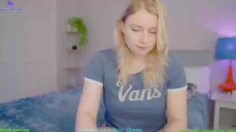 Snapshot of asiri_ocean chatting on March 2026 02:22:02 PM Asiri pronounced Ah-siri Please no nicknames 3 online show from March 2026 02:22:02 PM