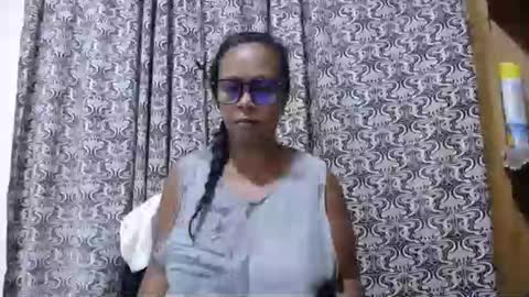 aslanne online show from April 2026 07:04:01 PM