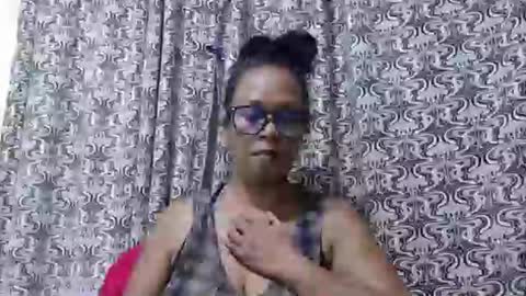 aslanne online show from April 2026 06:47:02 PM